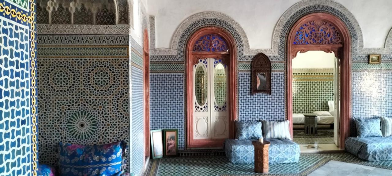 פס Suite In A Xviiie Palace מראה חיצוני תמונה