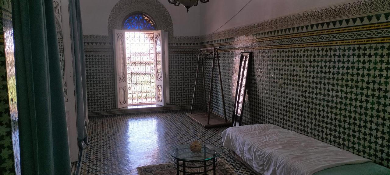 פס Suite In A Xviiie Palace מראה חיצוני תמונה