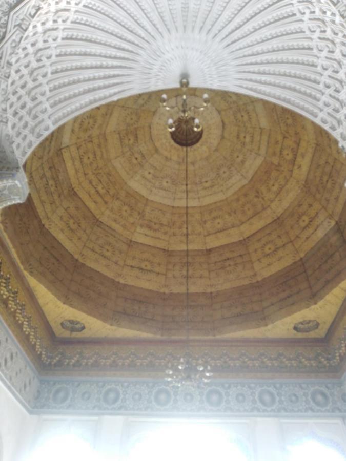 פס Suite In A Xviiie Palace מראה חיצוני תמונה