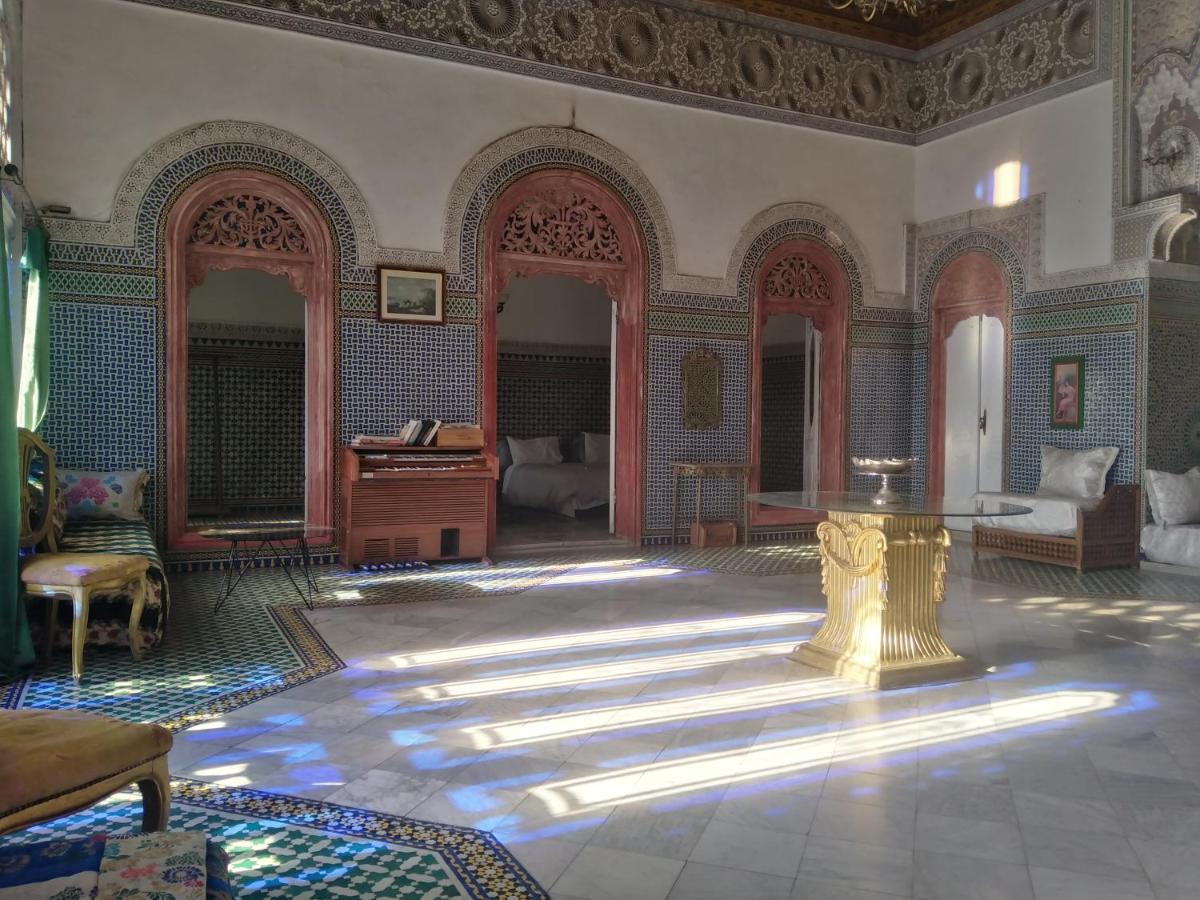 פס Suite In A Xviiie Palace מראה חיצוני תמונה