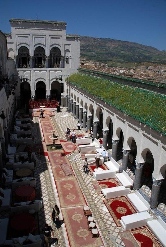 פס Suite In A Xviiie Palace מראה חיצוני תמונה